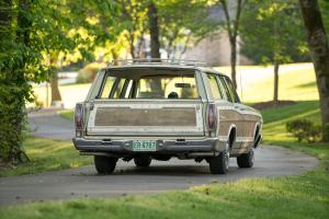 Ford Country Squire Station Wagon 428 1967 года 